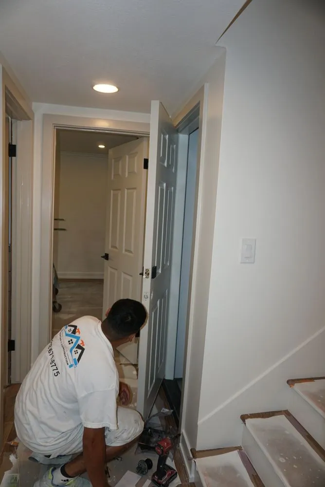 Slide of Living Color Painting & Construction