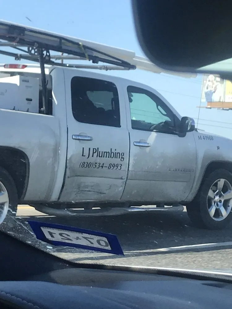 Emergency pipe repair in Falls City, TX by LJ Plumbing