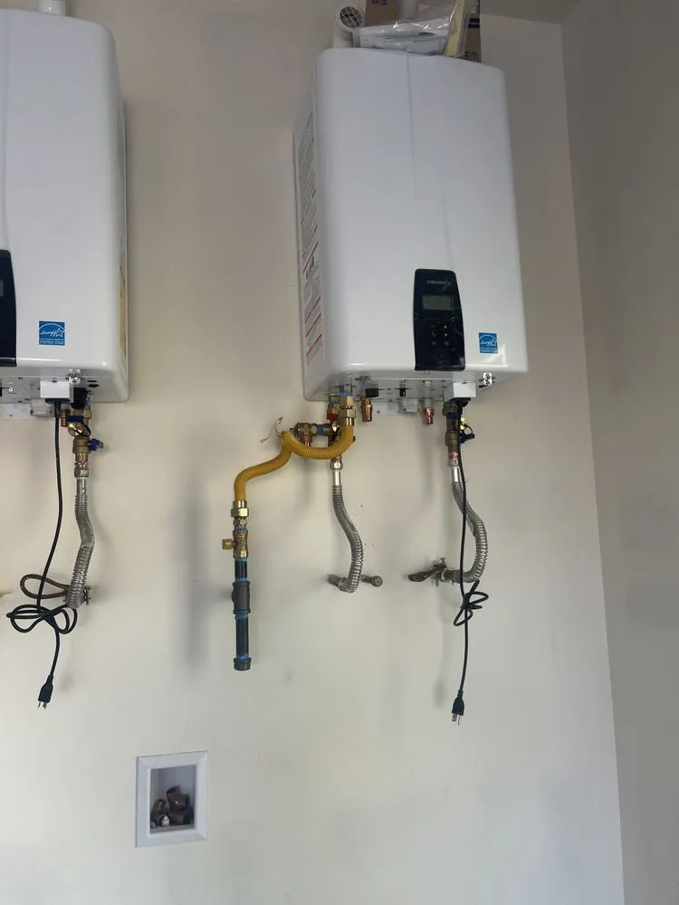 Slide of L&L Plumbing