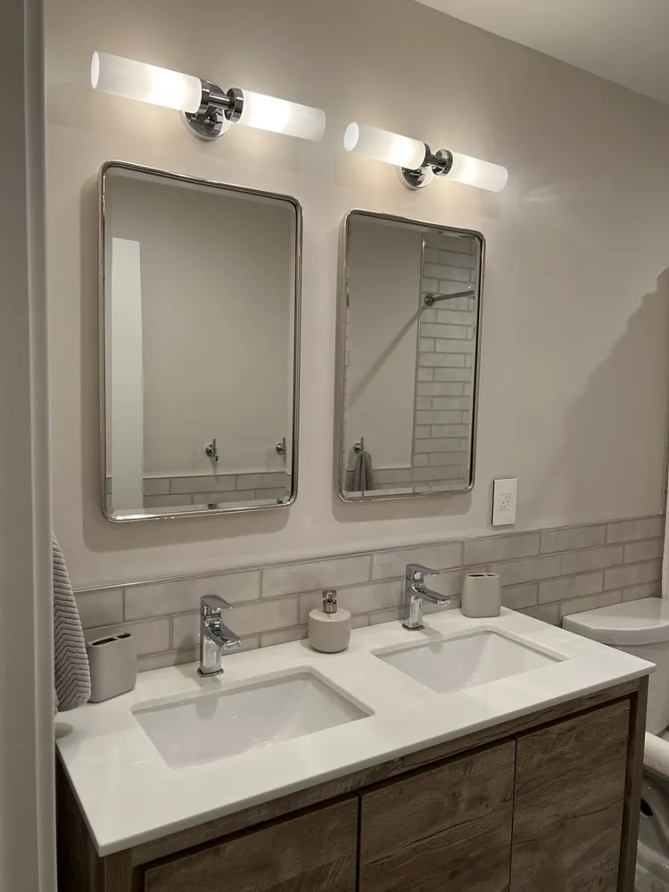 Slide of LLUGO General Contracting