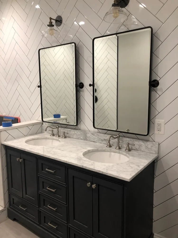 Slide of LLUGO General Contracting