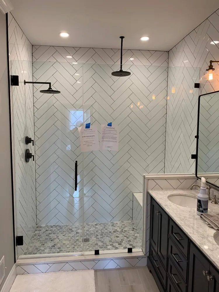 Slide of LLUGO General Contracting