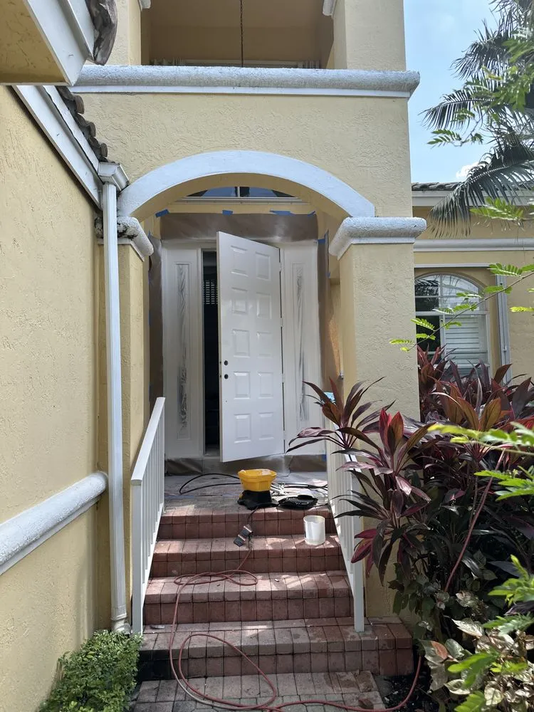 Slide of L&M Cleaning & Painting