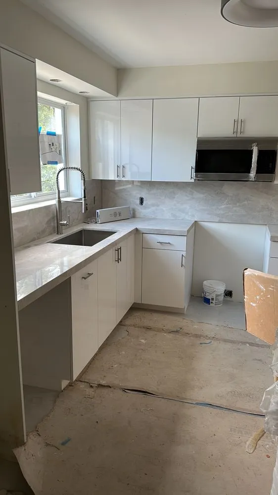 Slide of L&M Cleaning & Painting