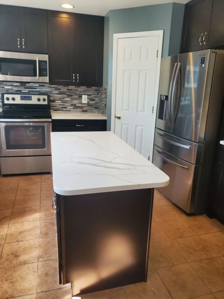 Slide of L&M Home Improvement