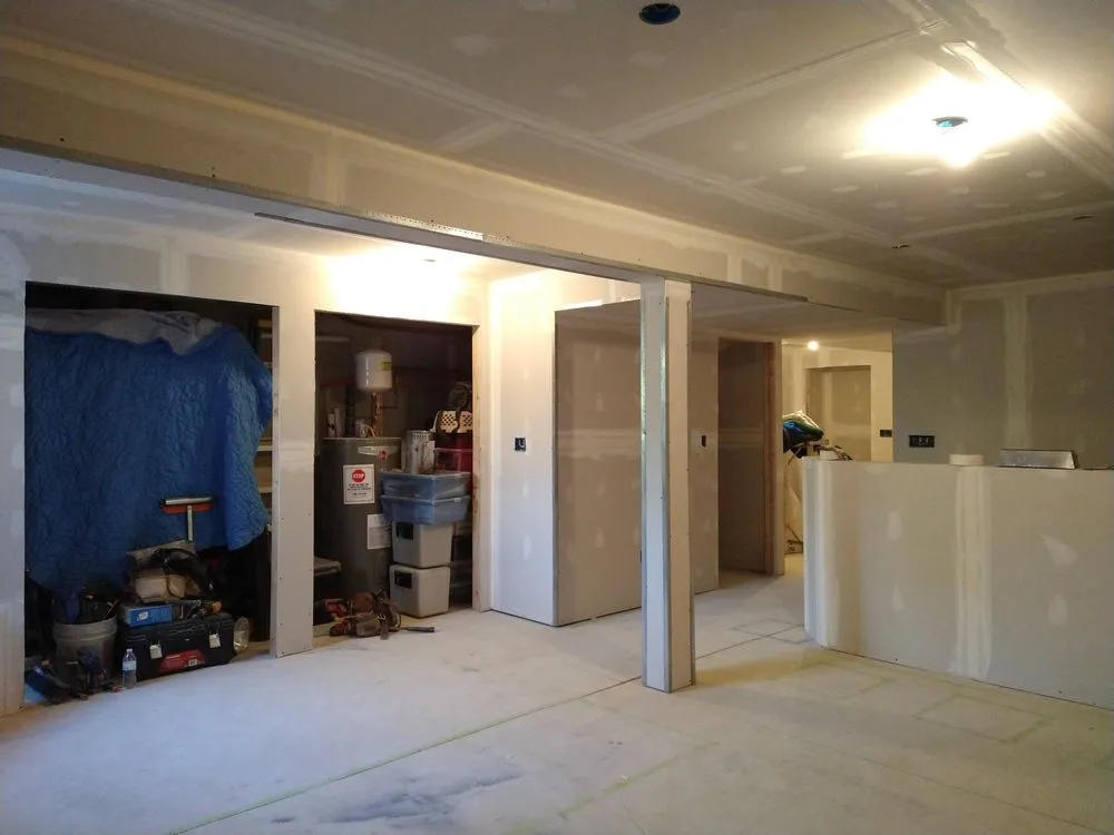 Slide of LMH Handyman