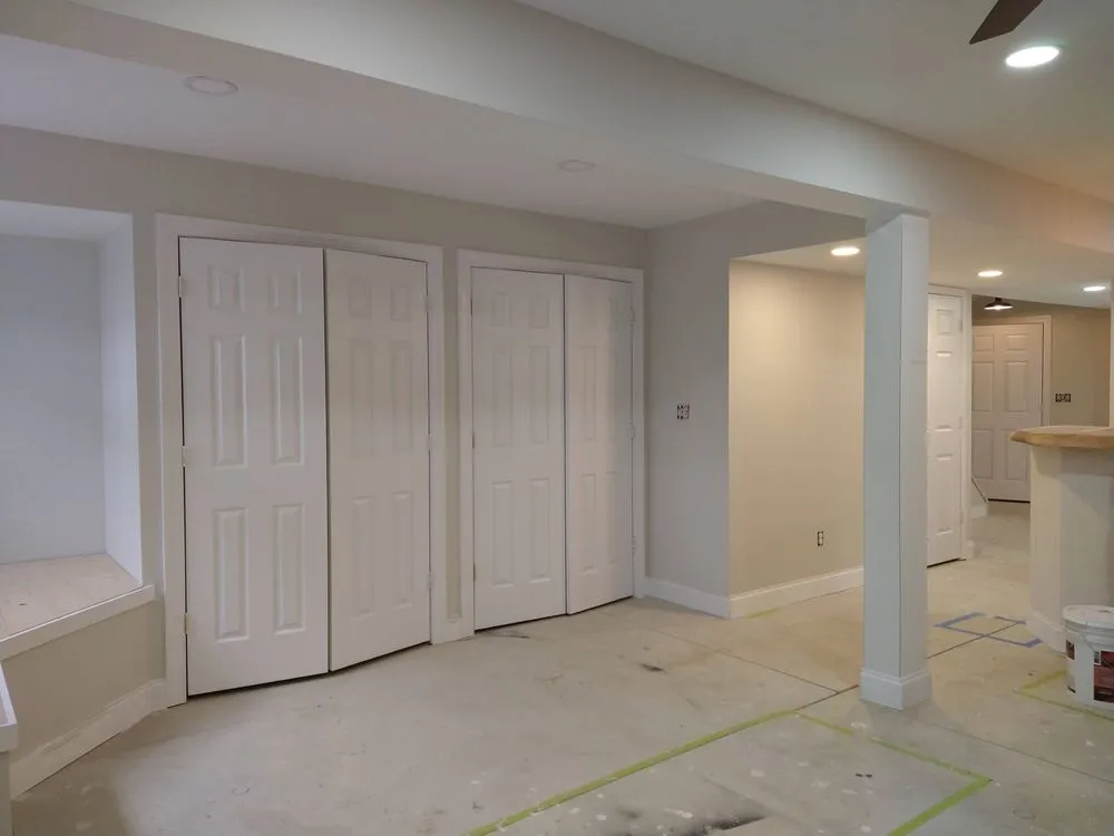 Slide of LMH Handyman