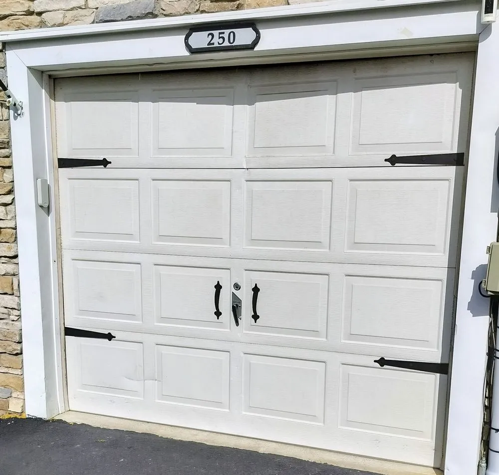 Slide of LMH Handyman