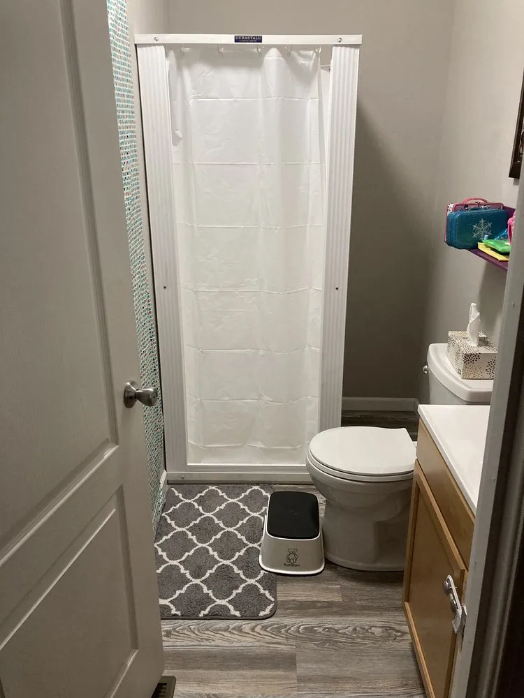 Slide of Lolark Contractors