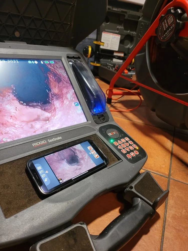 Slide of Lomonaco Coast Plumbing & Pipelining