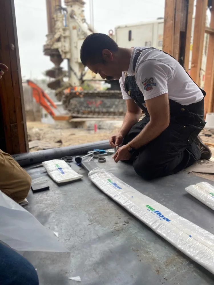 Slide of Lomonaco Coast Plumbing & Pipelining