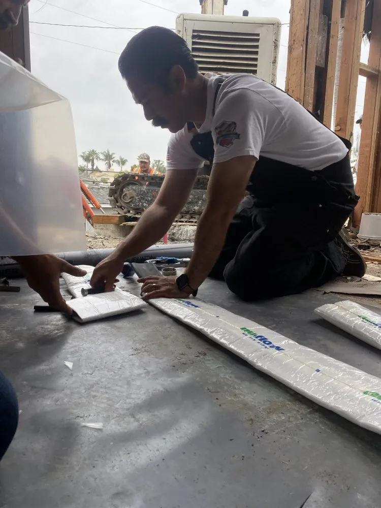 Slide of Lomonaco Coast Plumbing & Pipelining