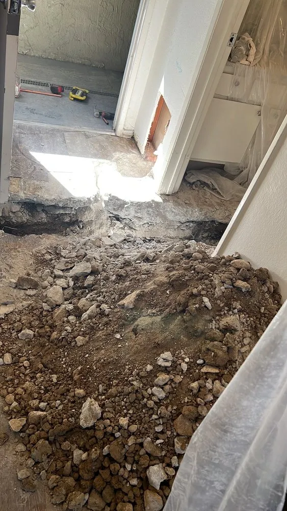 Slide of Lona Pro Plumbing