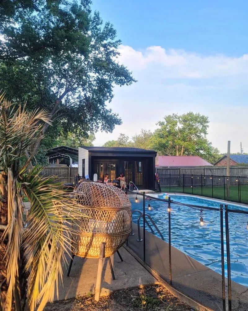 Slide of Lone Star Builders and Design