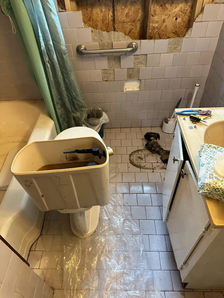 Slide of Lone Star Plumbing Services