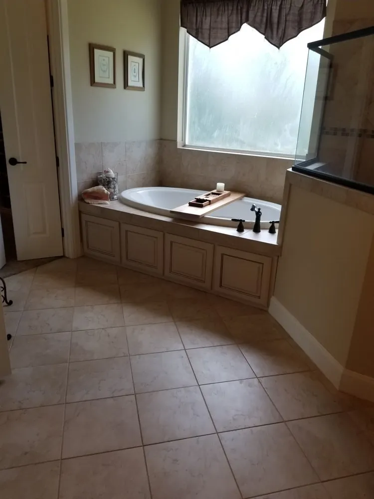 Trusted water heater service experts serving Fort Worth, TX - Lonnie Bravo Plumbing