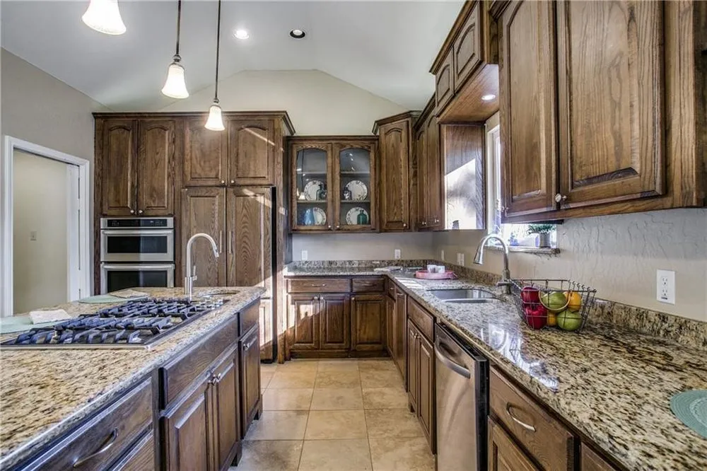 Slide of Lonnie Bravo Plumbing