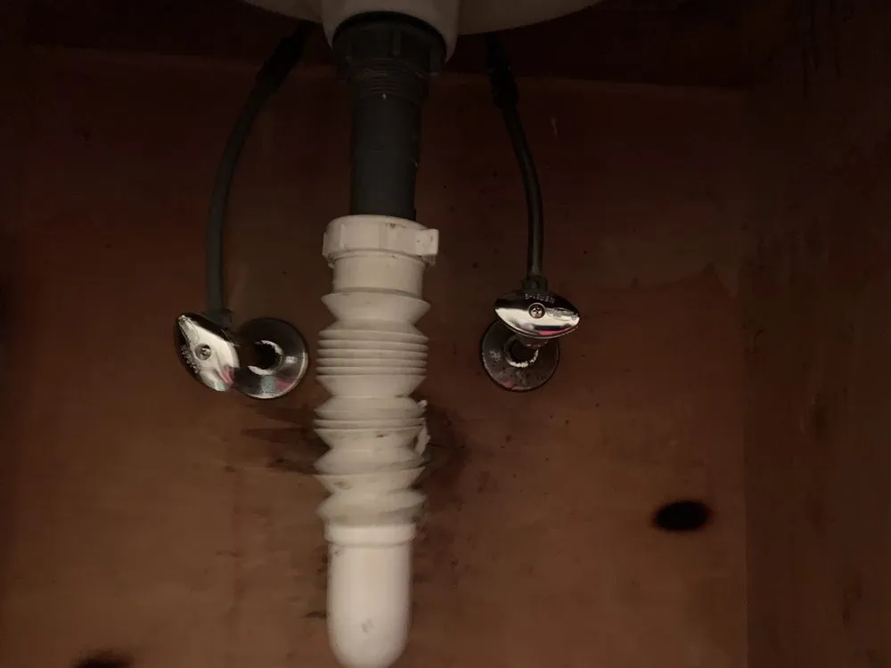 Slide of Lonnie Price Plumbing