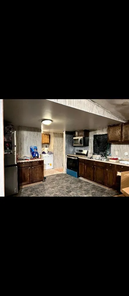 Slide of Lopers Services