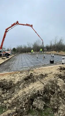 Lopez Construction Services Logo