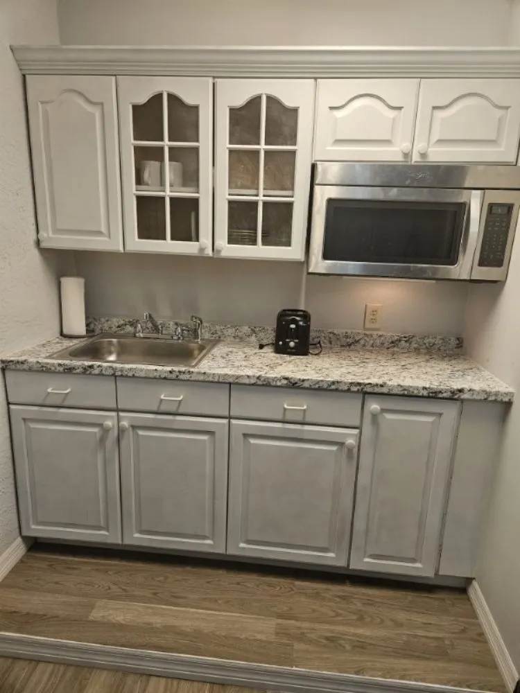 Slide of Lopez Luxury