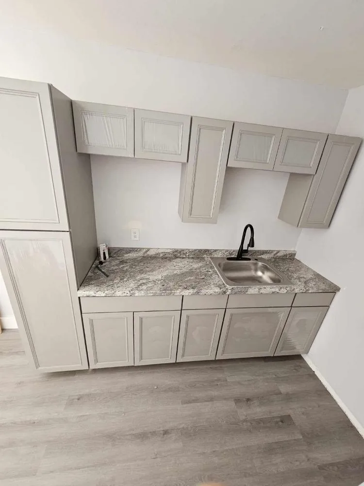 Slide of Lopez Luxury