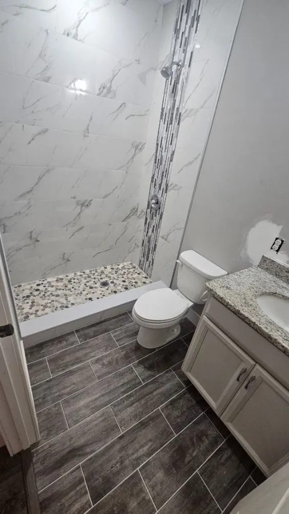 Slide of Lopez Luxury