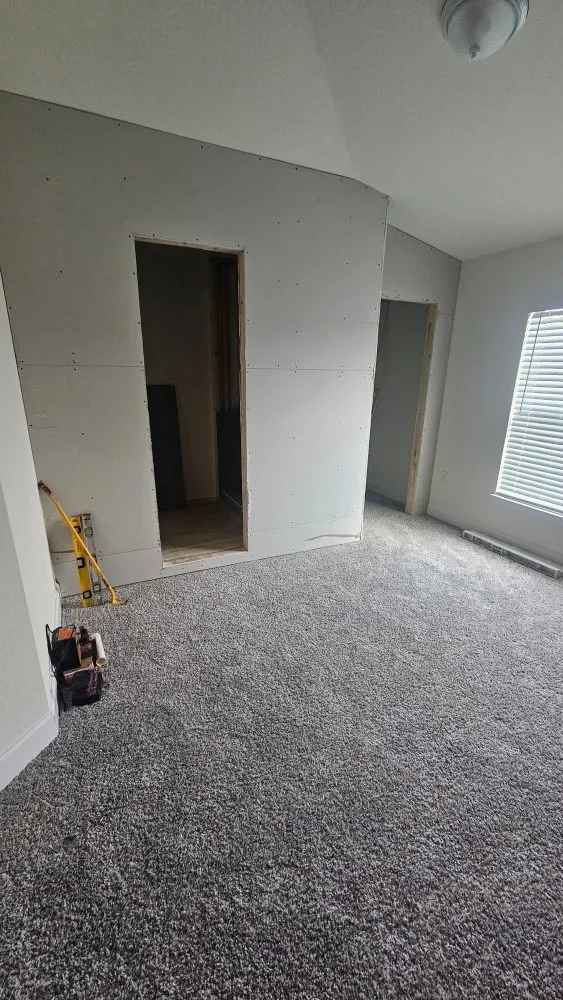 Slide of Lopez Luxury