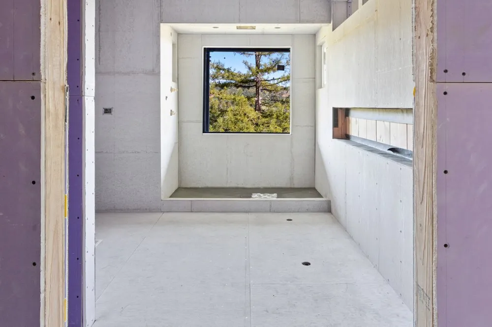 Slide of Lopez Velasquez Handyman