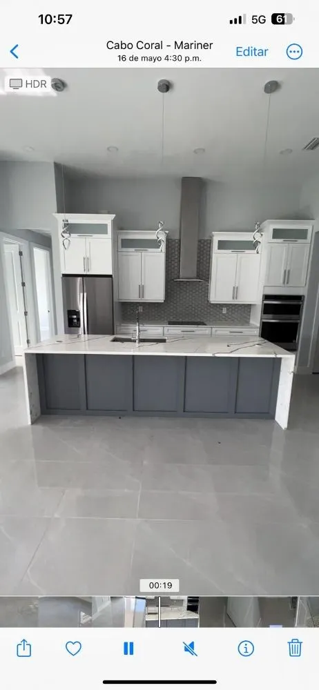 Slide of Los cabrera