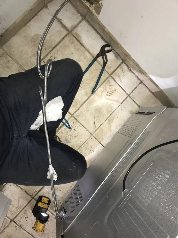 Slide of Los Plumbers