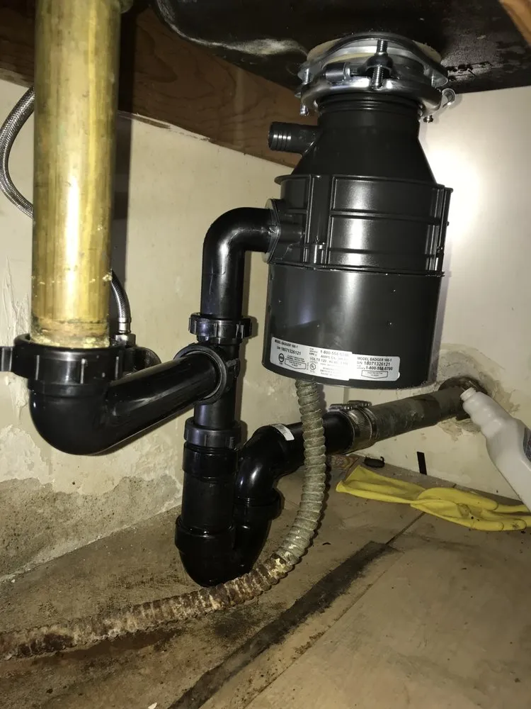 Slide of Los Plumbers