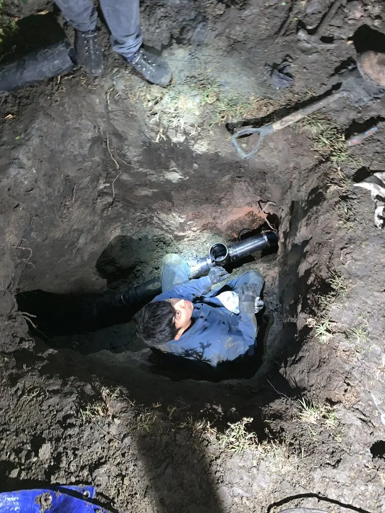 Slide of Los Plumbers