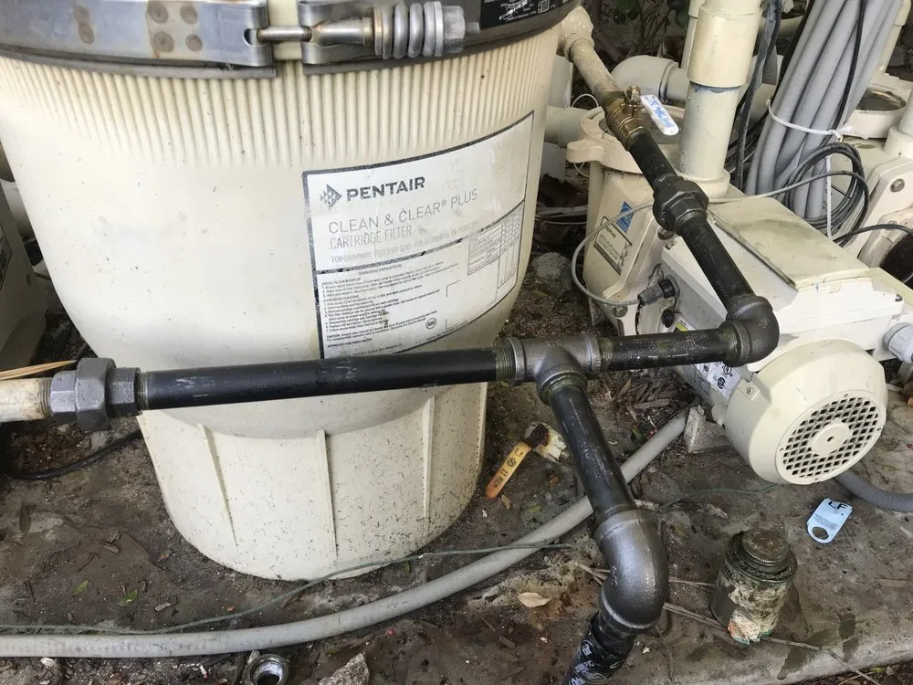 Slide of Los Plumbers