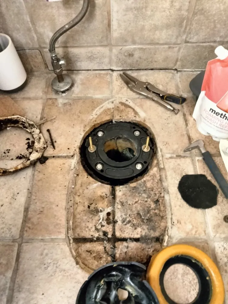 Slide of Louie & Sons Sewer & Drain