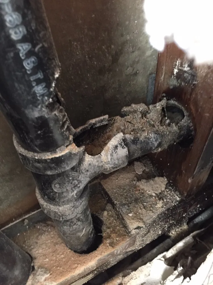 Expert leak detection service in Murrieta, CA - Louie's Plumbing Heating & Air
