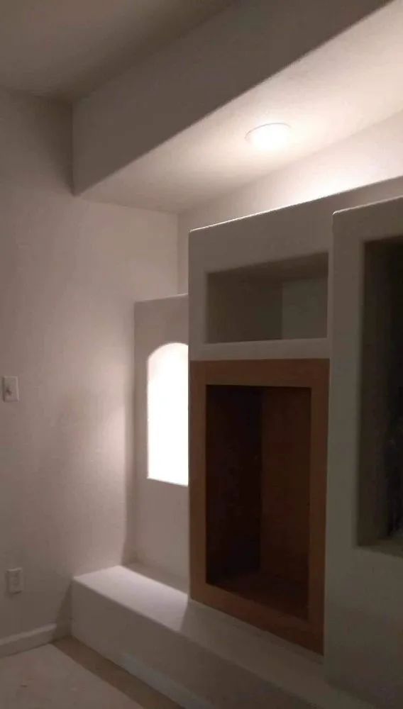 Slide of Lou's Handyman Service