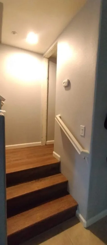 Slide of Lou's Handyman Service