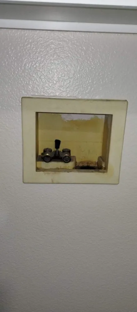 Slide of Lou's Handyman Service