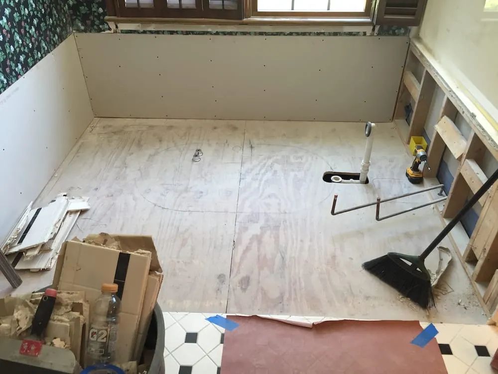 Slide of Lou's Plumbing