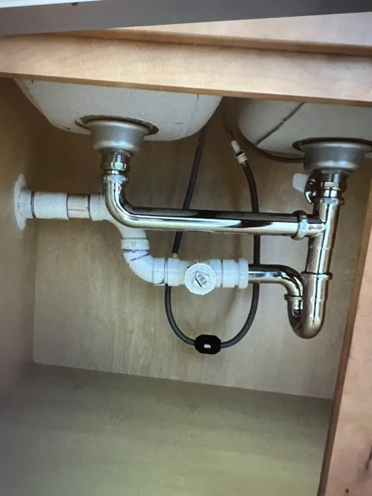 Slide of Loza Construction