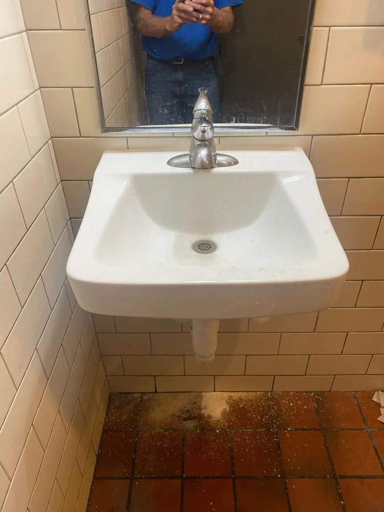 Slide of Lozar Plumbing