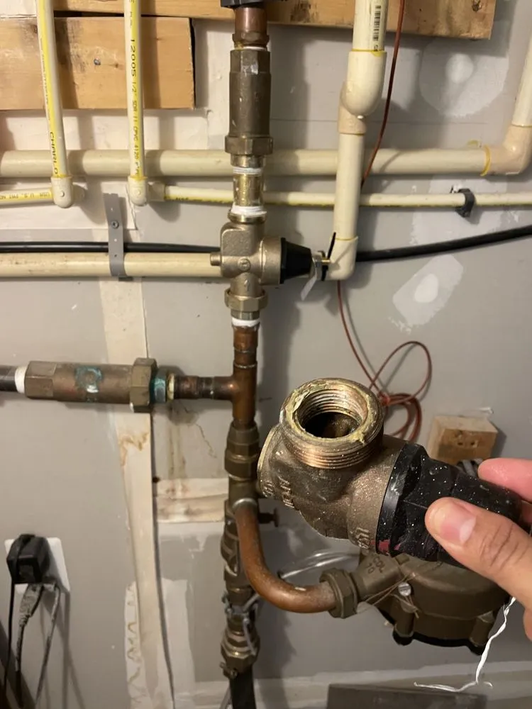 Slide of LP Home Plumbing & Drain