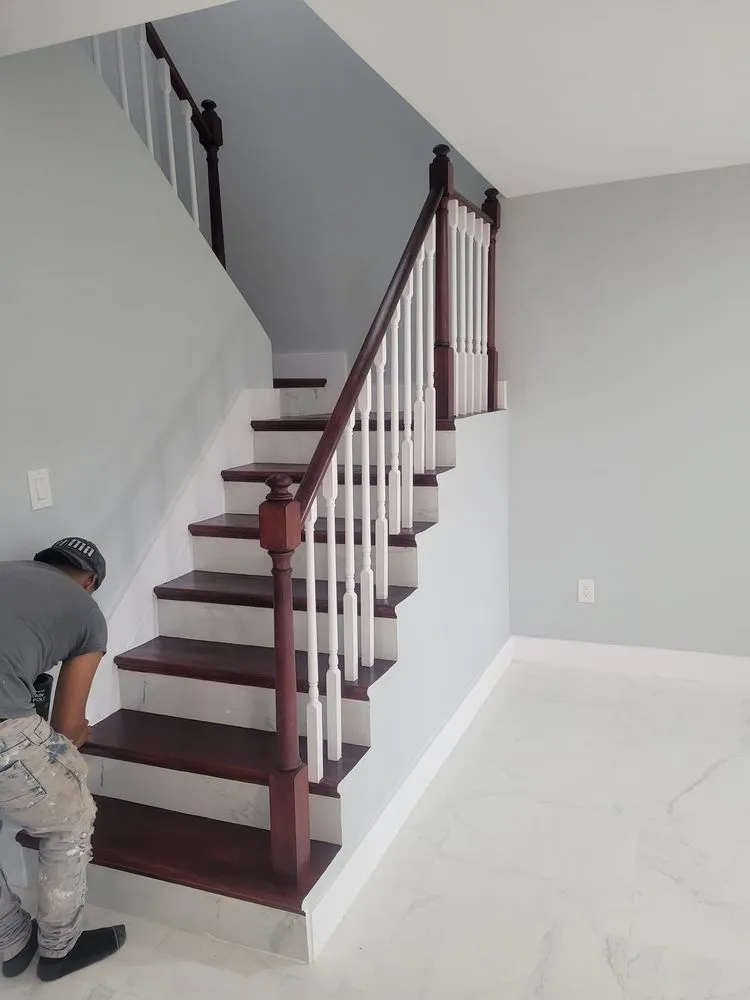 Slide of López López Construcción