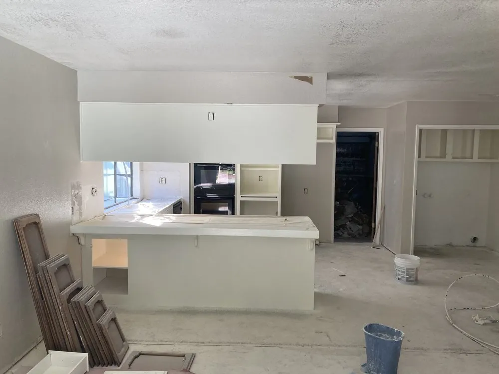 Slide of Lua’s Handyman's Service