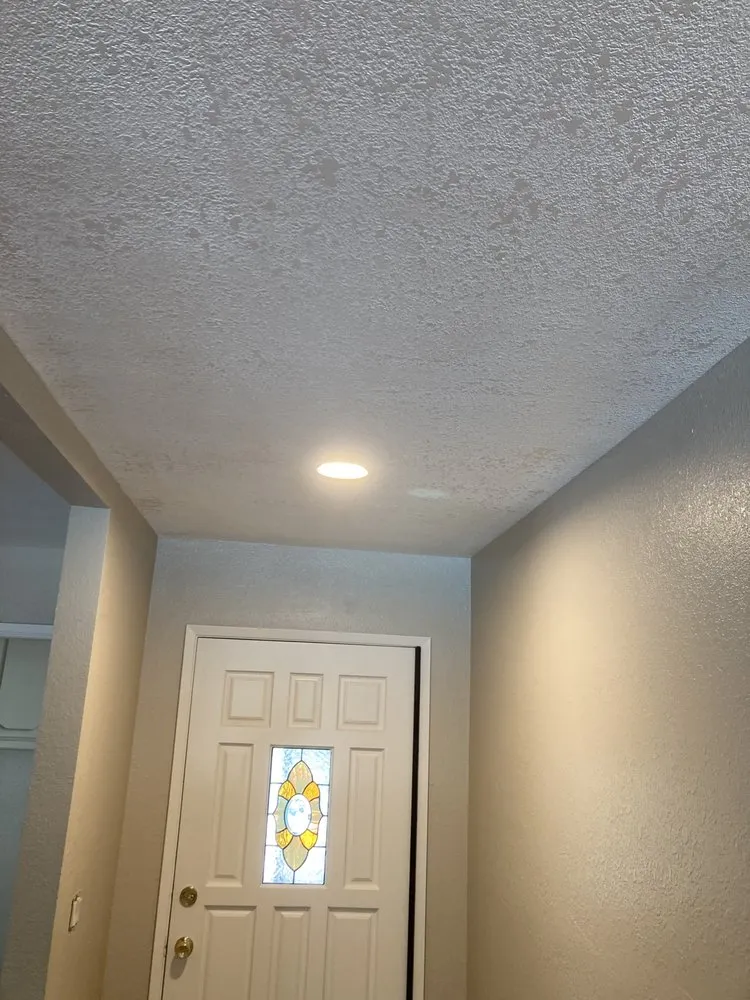 Slide of Lua’s Handyman's Service