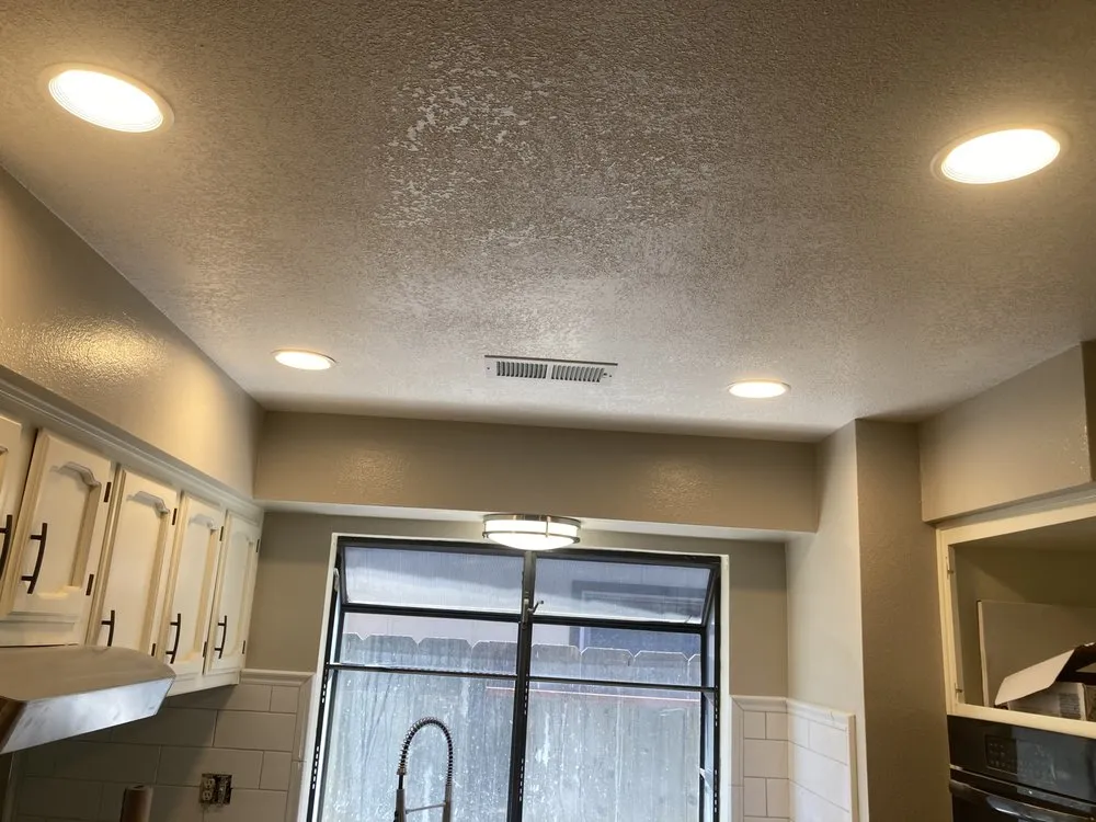 Slide of Lua’s Handyman's Service