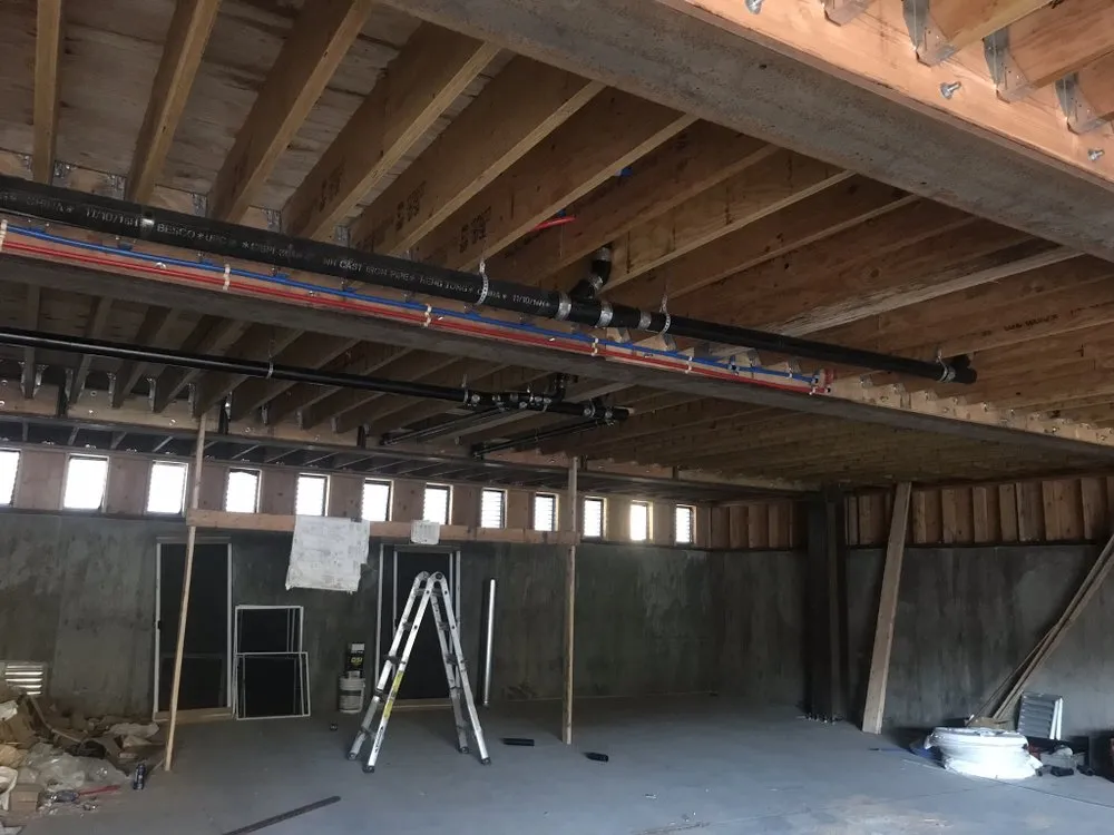 Slide of Lucas Handyman