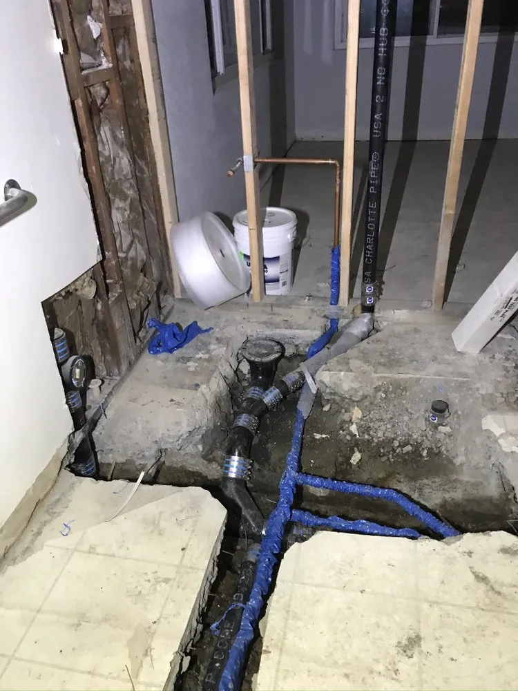 Quality emergency plumbing for homes in Richmond, CA by Lucas Handyman