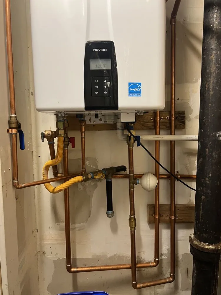 Slide of Lucas Handyman